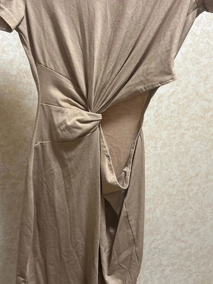 Robe taille 36 marque shein - photo numéro 2