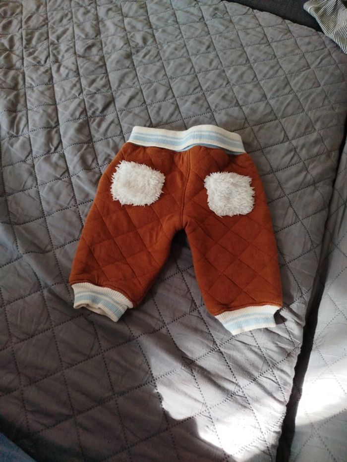 Pantalon 3 mois - photo numéro 2