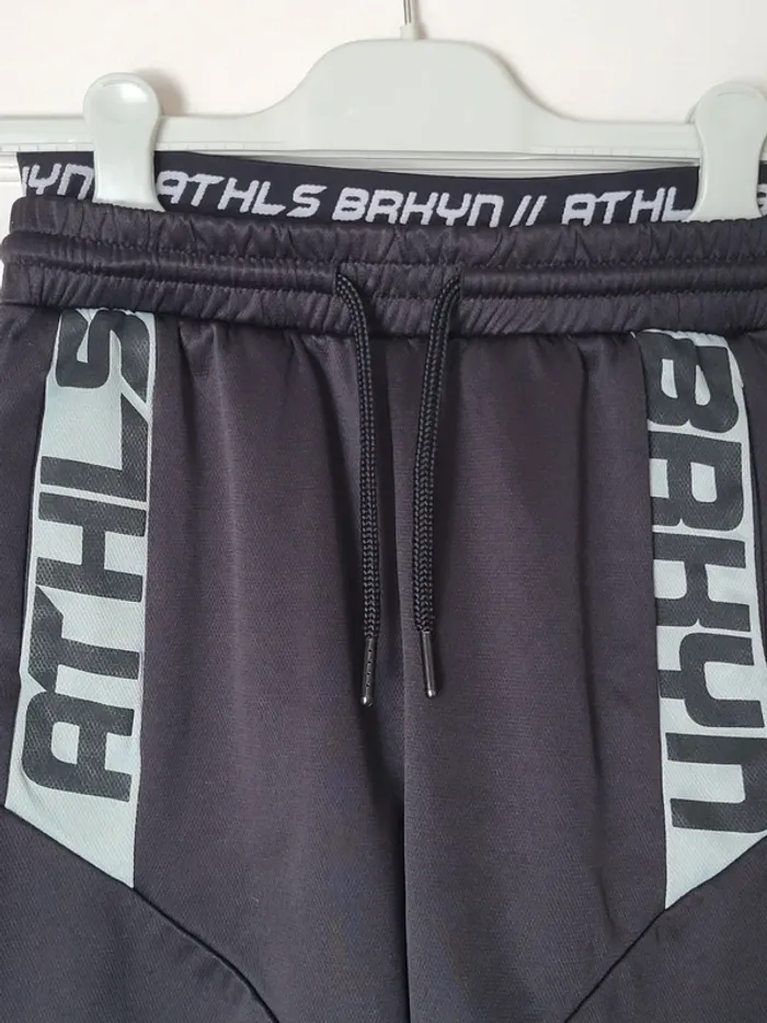 Short de sport noir - photo numéro 2
