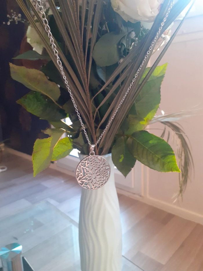 Collier métal