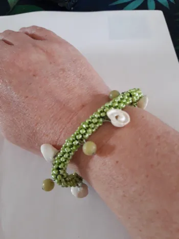 Bracelet vintage petites perles et coquillages