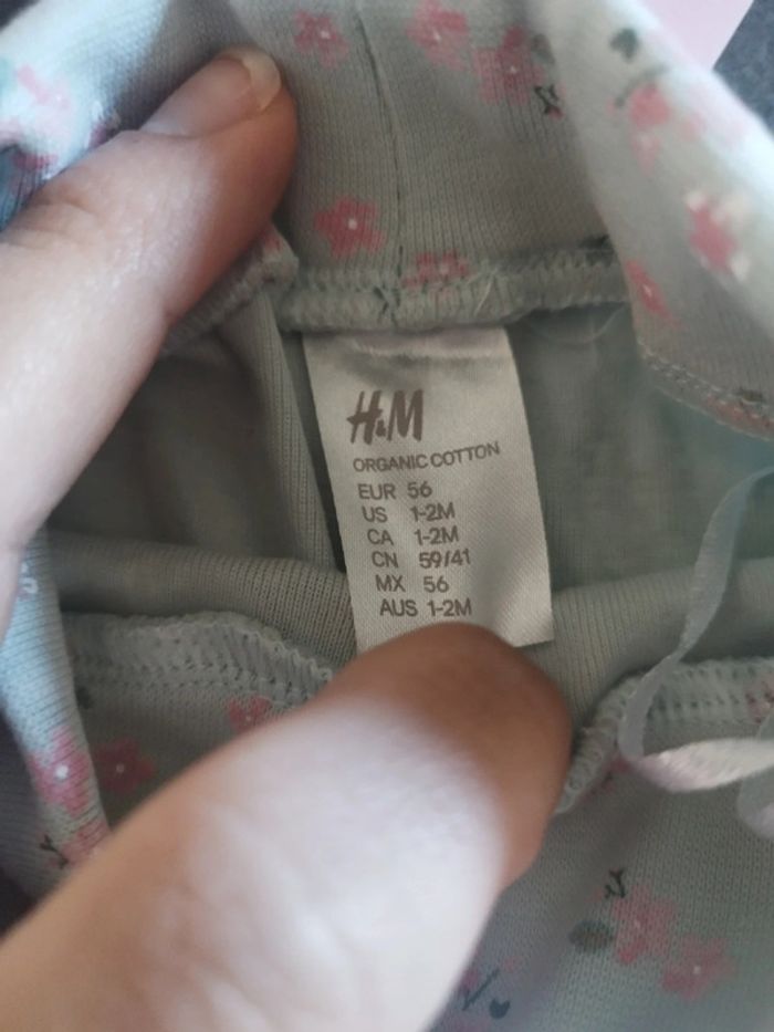 Legging fleuri 1 mois - photo numéro 2