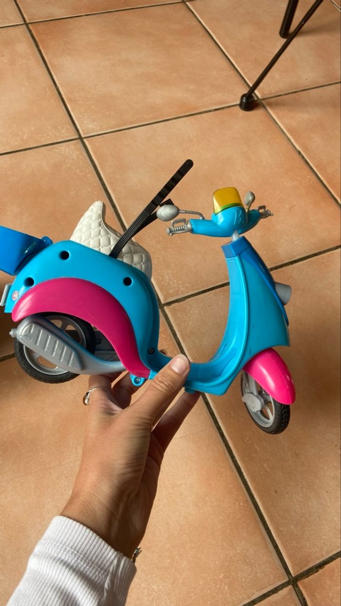 Lot de scooters barbie - photo numéro 3