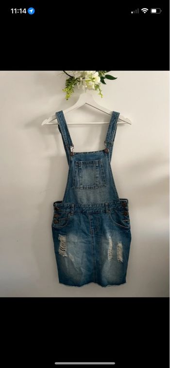 🌸Salopette jupe en jeans bleu taille 38 mim🌸