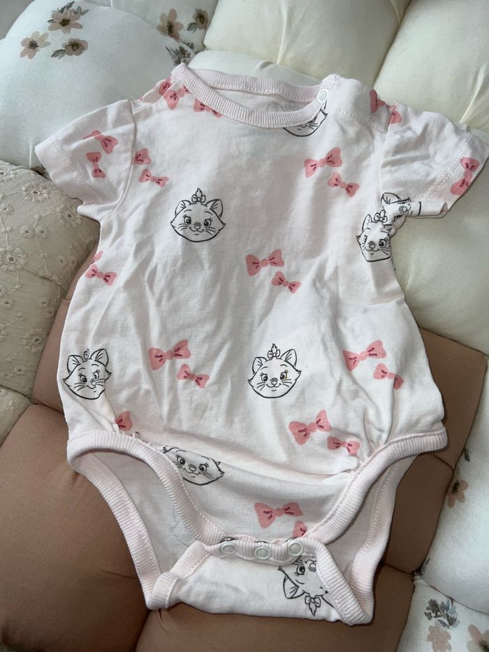 Lot de 3 body Disney taille 1 mois - photo numéro 8