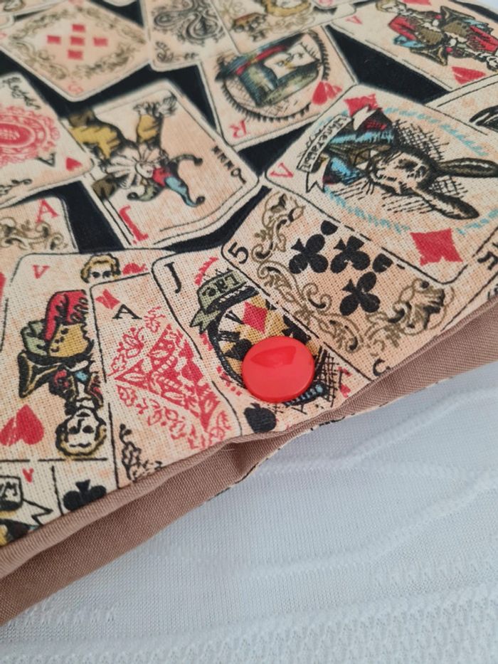 Étui de protection pour livre tablette liseuse moyen format - photo numéro 3