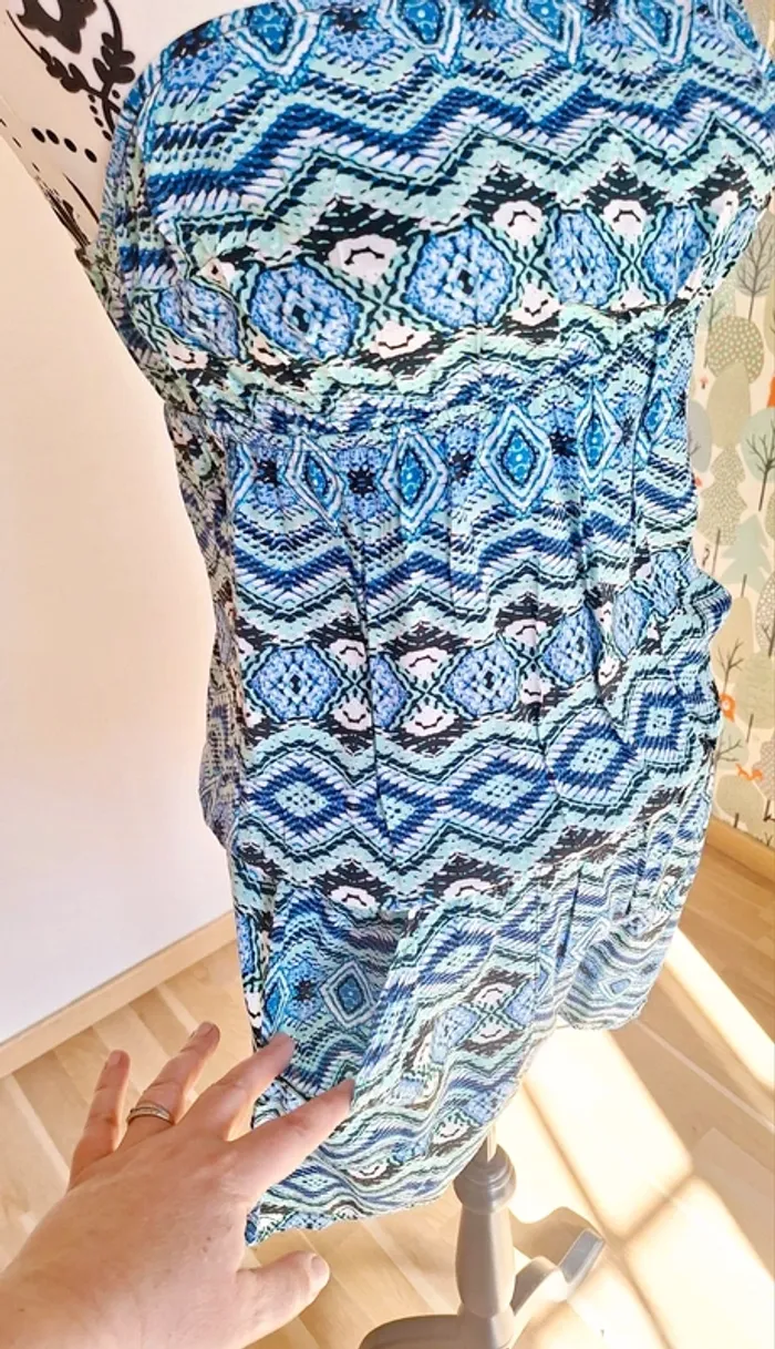 Jolie combishort femme taille 36/38 - photo numéro 2