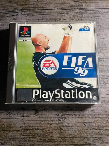 Fifa 99 - PS1 Complet Version Française PlayStation
