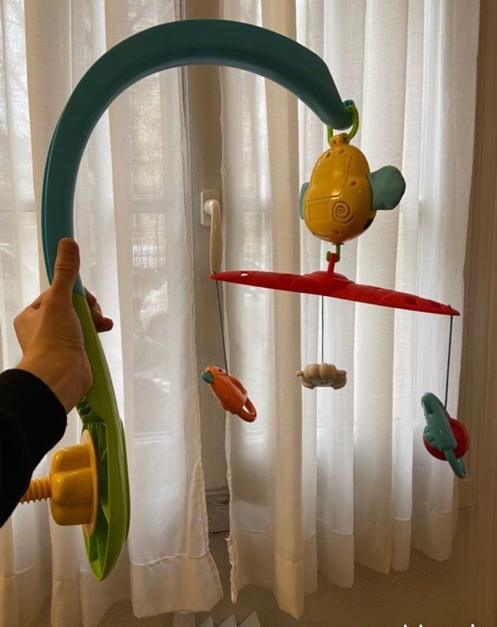 Mobile musical abeille