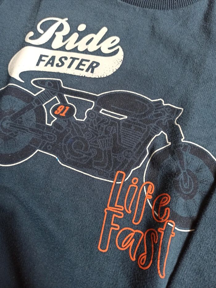 Pull 6ans - photo numéro 2