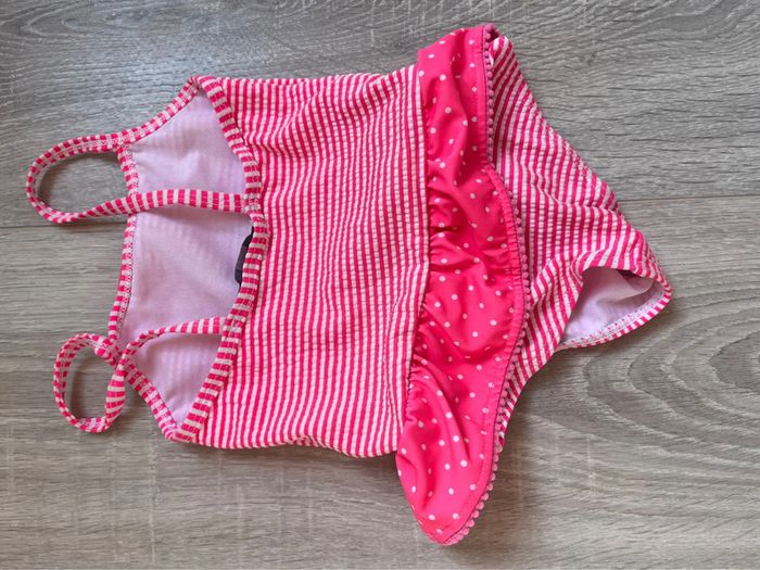 Lots 2 maillots de bains bébé fille 18 et 12 mois - photo numéro 6