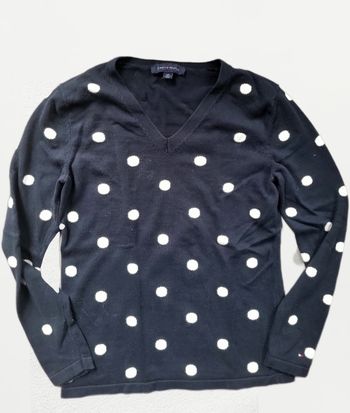 💙 Pull femme Tommy Hilfiger – Bleu marine à pois blancs – Col V – Taille S