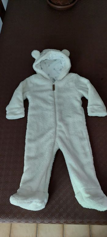 Jolie combinaison fourrure blanche ourson bébé Fred & Flo 9-12 mois excellent état