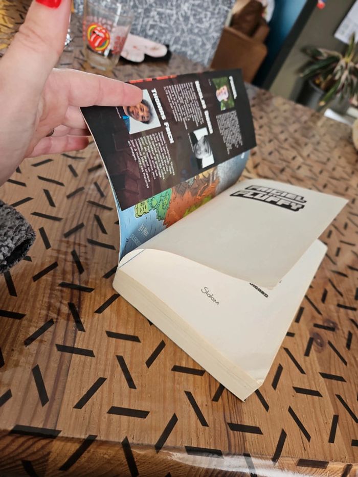 Livre frigiel et fluffy - photo numéro 10