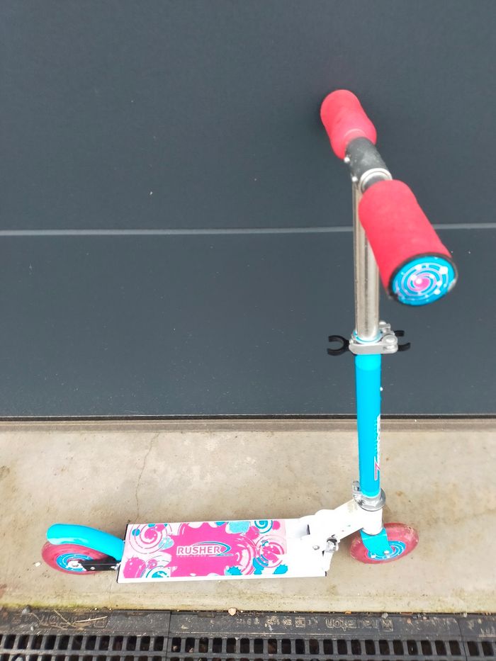 Trotinette fille - photo numéro 2