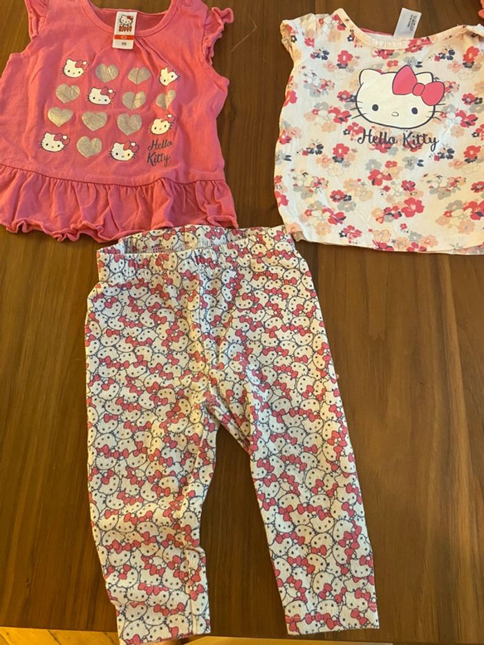 Lot ensembles Hello Kitty 3-6 mois C&A