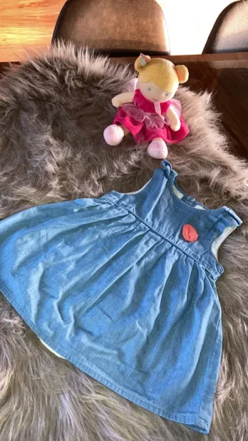 Robe kiabi 9 mois avec body intégré