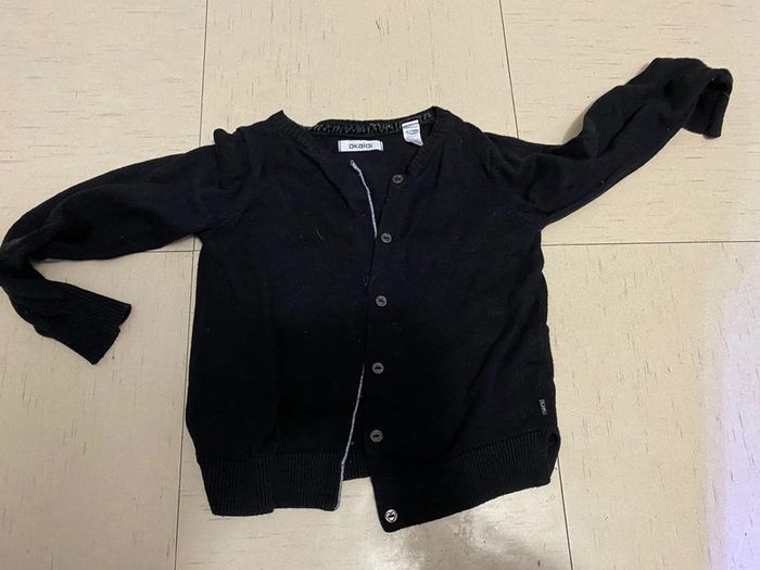 4 gilets 5 ans - photo numéro 2