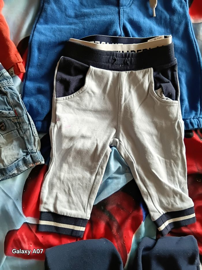 4/5 ensemble de jogging Timberland et trois cadeaux - photo numéro 4