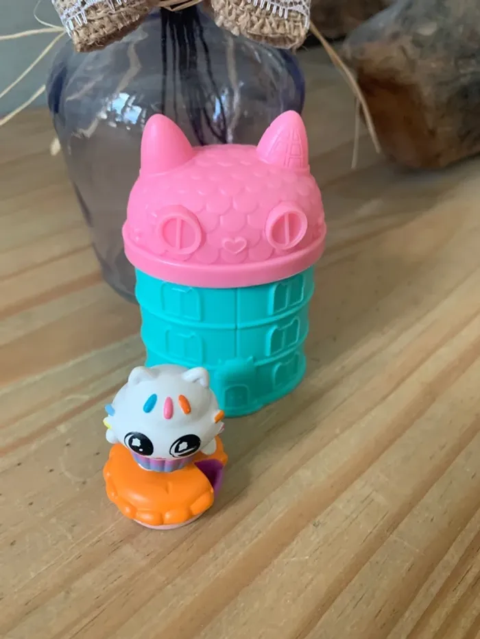 Mini figurine petit chou de Gabbydollhouse