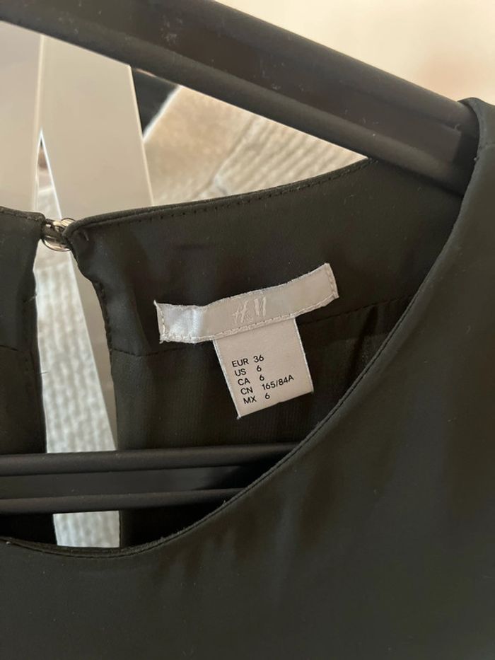 Robe H&M noir taille 36 - photo numéro 5