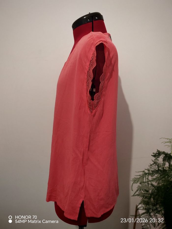 T shirt dentelle - photo numéro 3