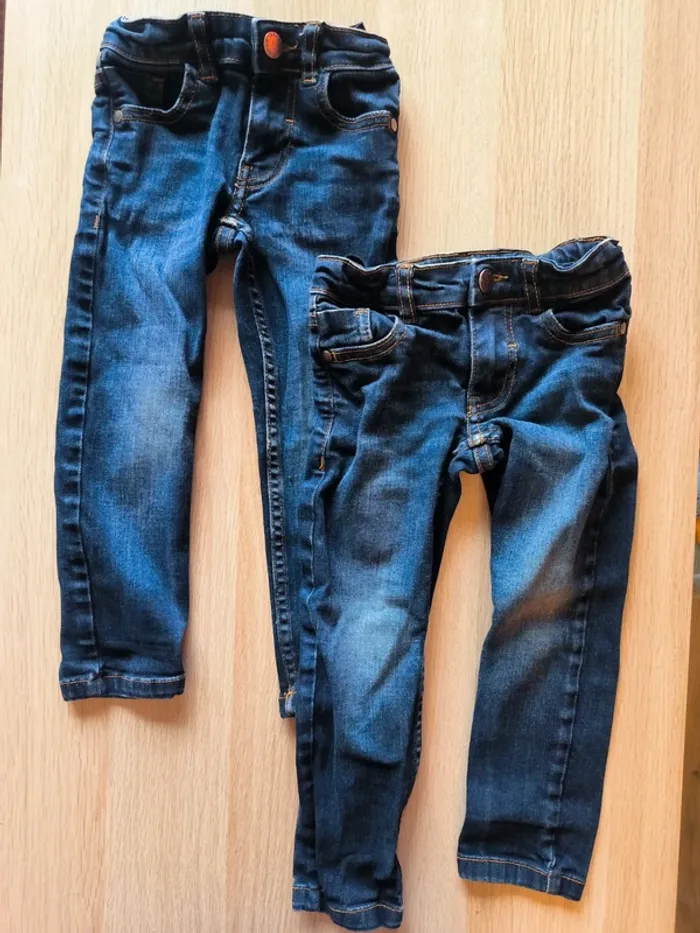 Lot deux pantalons/jeans