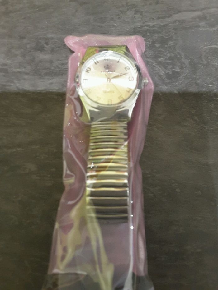 Montre neuve