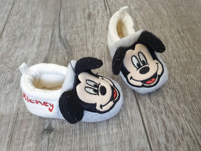 Chaussons bébé - photo numéro 2