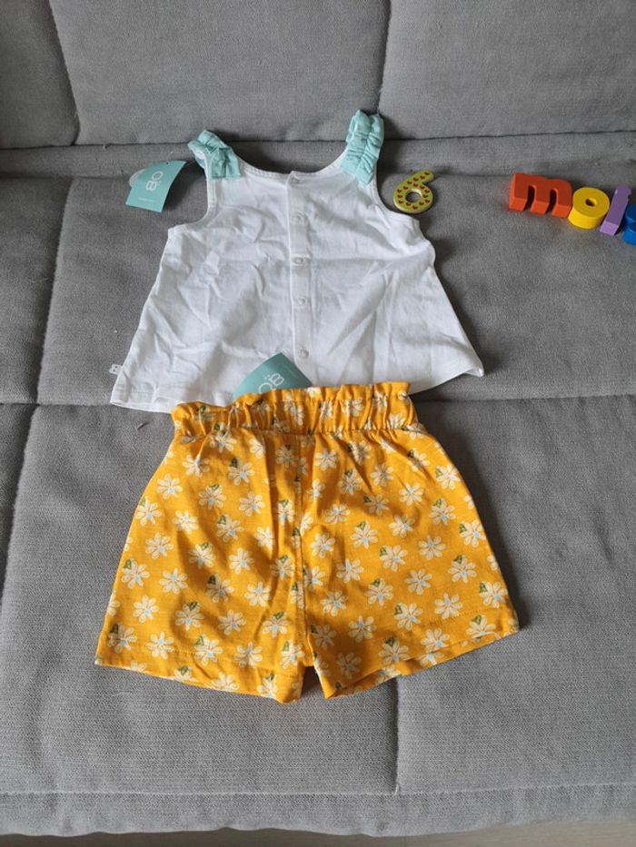 Ensemble Obaïbi taille 6 mois top et short neuf avec étiquettes - photo numéro 5