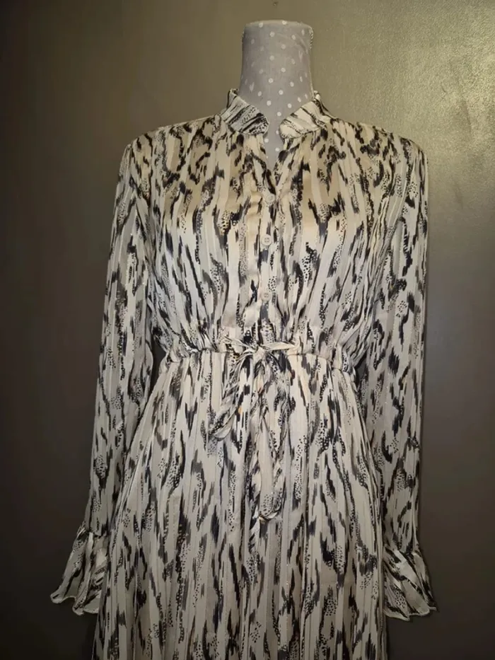 Robe /tunique casi neuve - photo numéro 2
