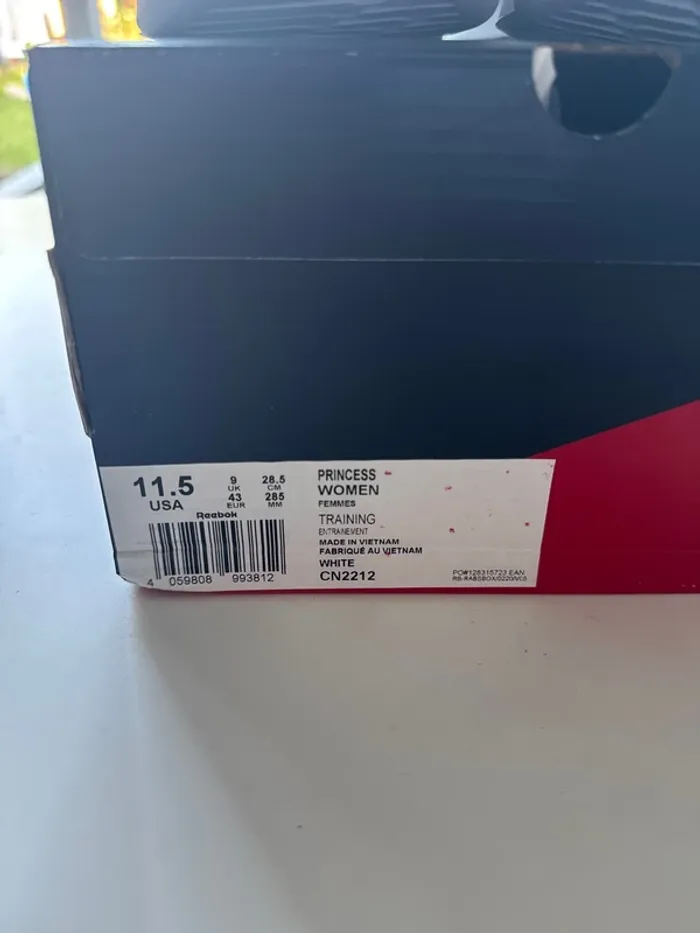 Baskets Reebok Princess blanches – Taille 43 – Neuf boîte - photo numéro 8