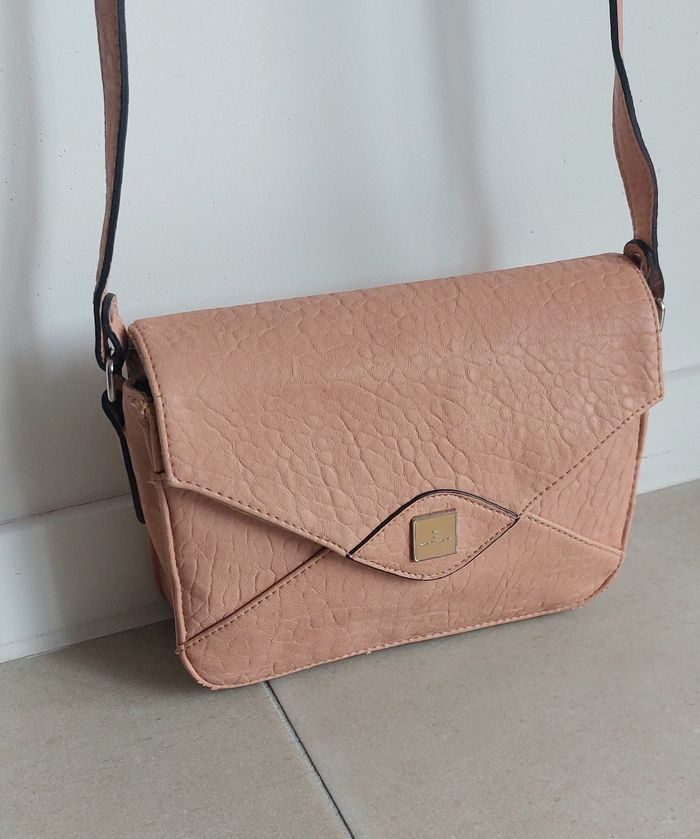 Sac en bandoulière rose - photo numéro 2