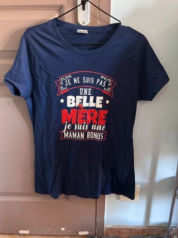Tee-Shirt bleu marine