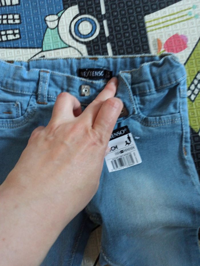 Jean neuf - photo numéro 2