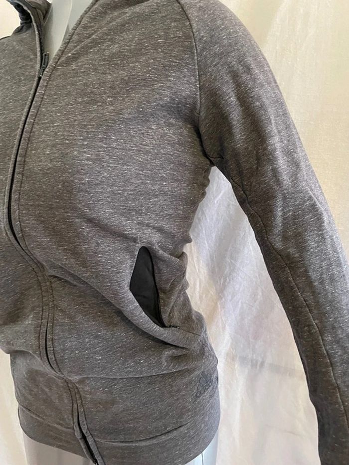 Autres pull-over & sweat-shirts adidas gris taille M - photo numéro 3