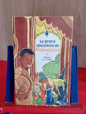 Le grand spectacle de Mamadou, L'école d'Agathe, Tome 18