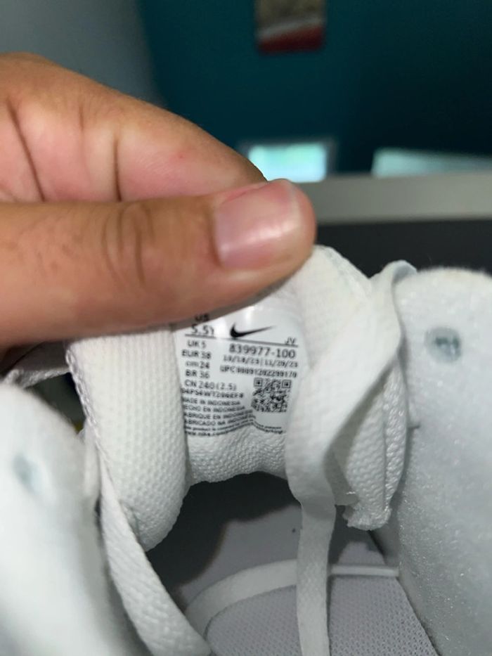 Basket Nike taille 38 unisex - photo numéro 6