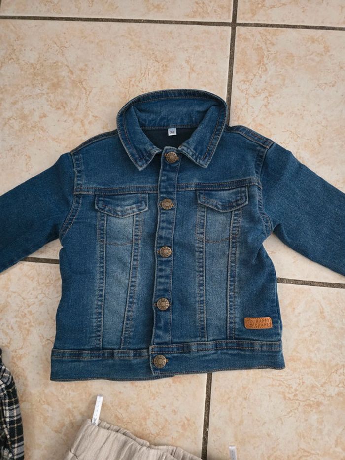 Lot 12 mois pyjama pantalons veste jeans body - photo numéro 10