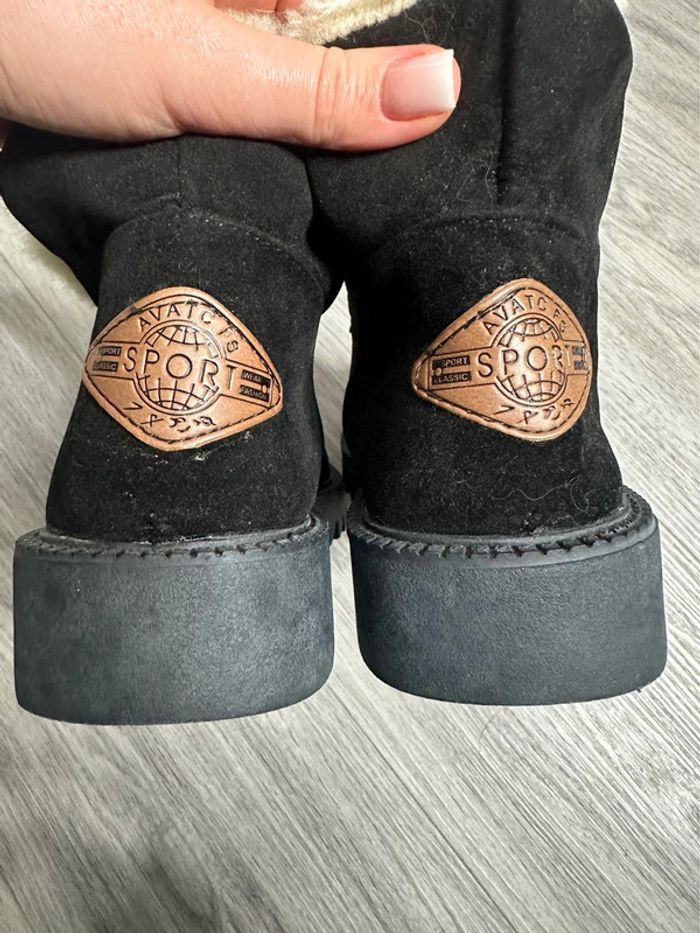 Boots plateformes fourrées noir et beige crème T 37/38 - photo numéro 7