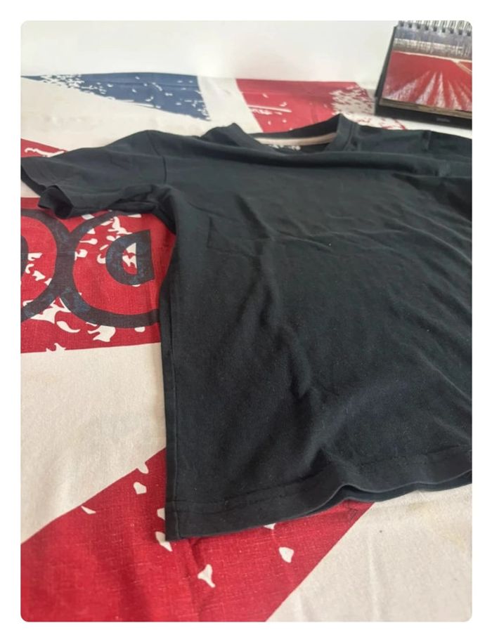 T-shirt HPW Gémo taille 8/10ans - photo numéro 7