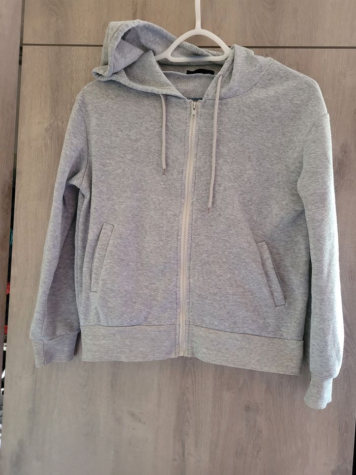 Gilet zippé gris avec capuche taille XS Shein