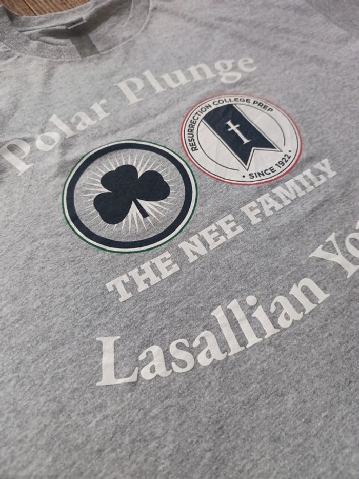 T-shirt manches courtes St Patrick polar plunge résurrection collège Chicago L - photo numéro 4