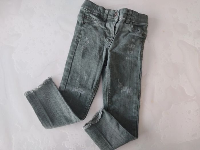 Jean slim taille 3 ans