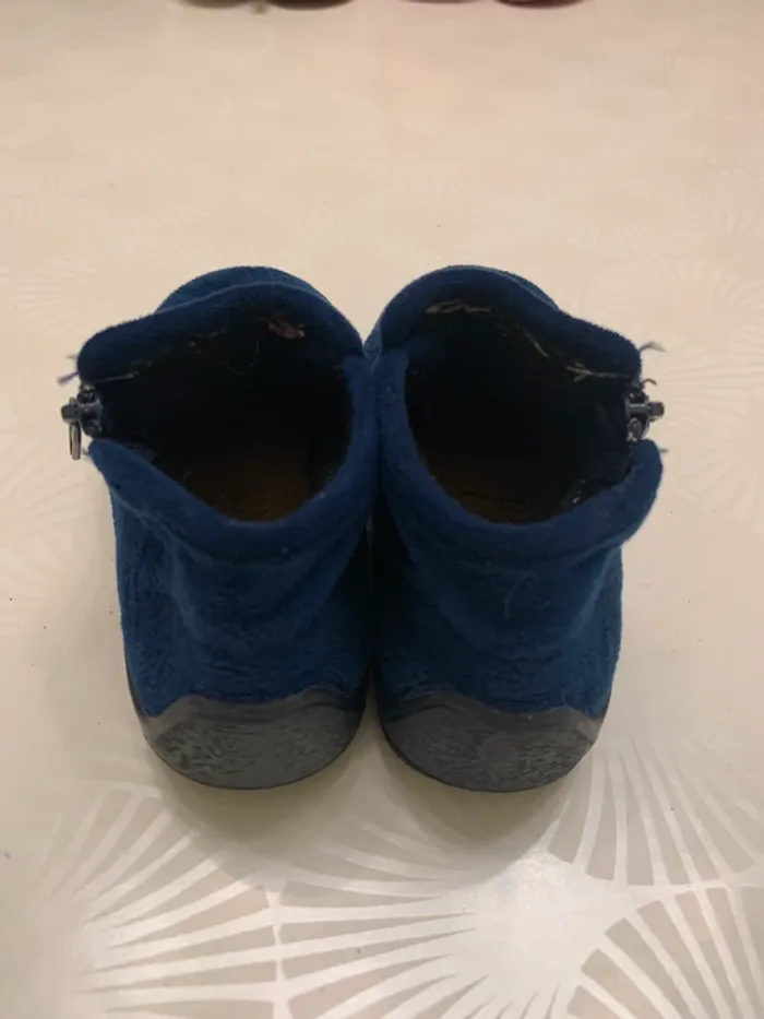 Chaussons fille 28 - photo numéro 2