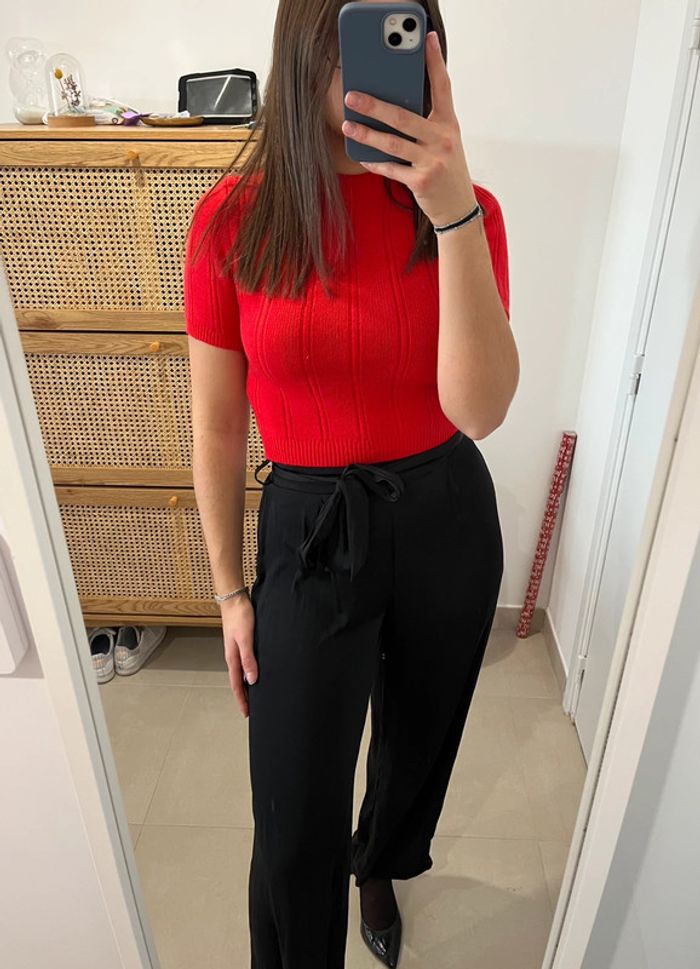 Pull court à manches courtes rouge Zara