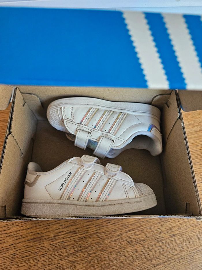 Baskets Adidas Superstar T22 - photo numéro 7
