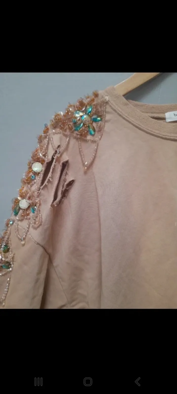 Sweat oversize avec ornements - photo numéro 5