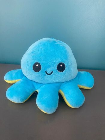 Poulpe/pieuvre réversible bleu et verte de taille moyenne
