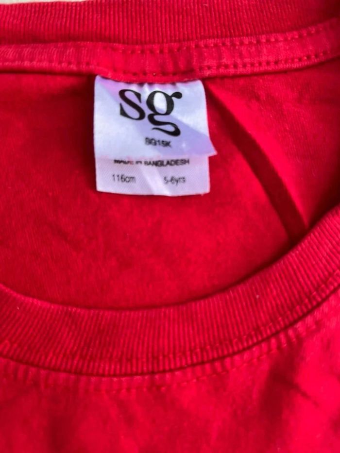 T shirt rouge pirate taille 5-6 ans - photo numéro 3